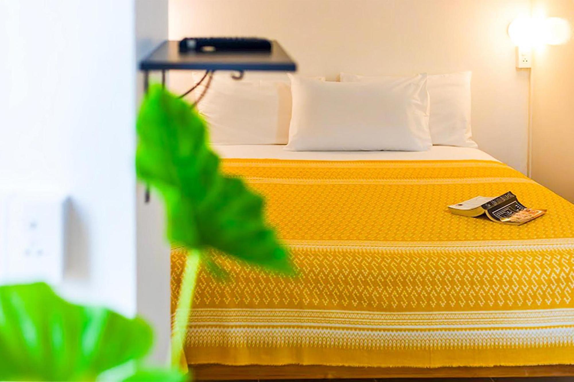 Collection O Howard Square Boutique Hotel Bangkok Exterior foto