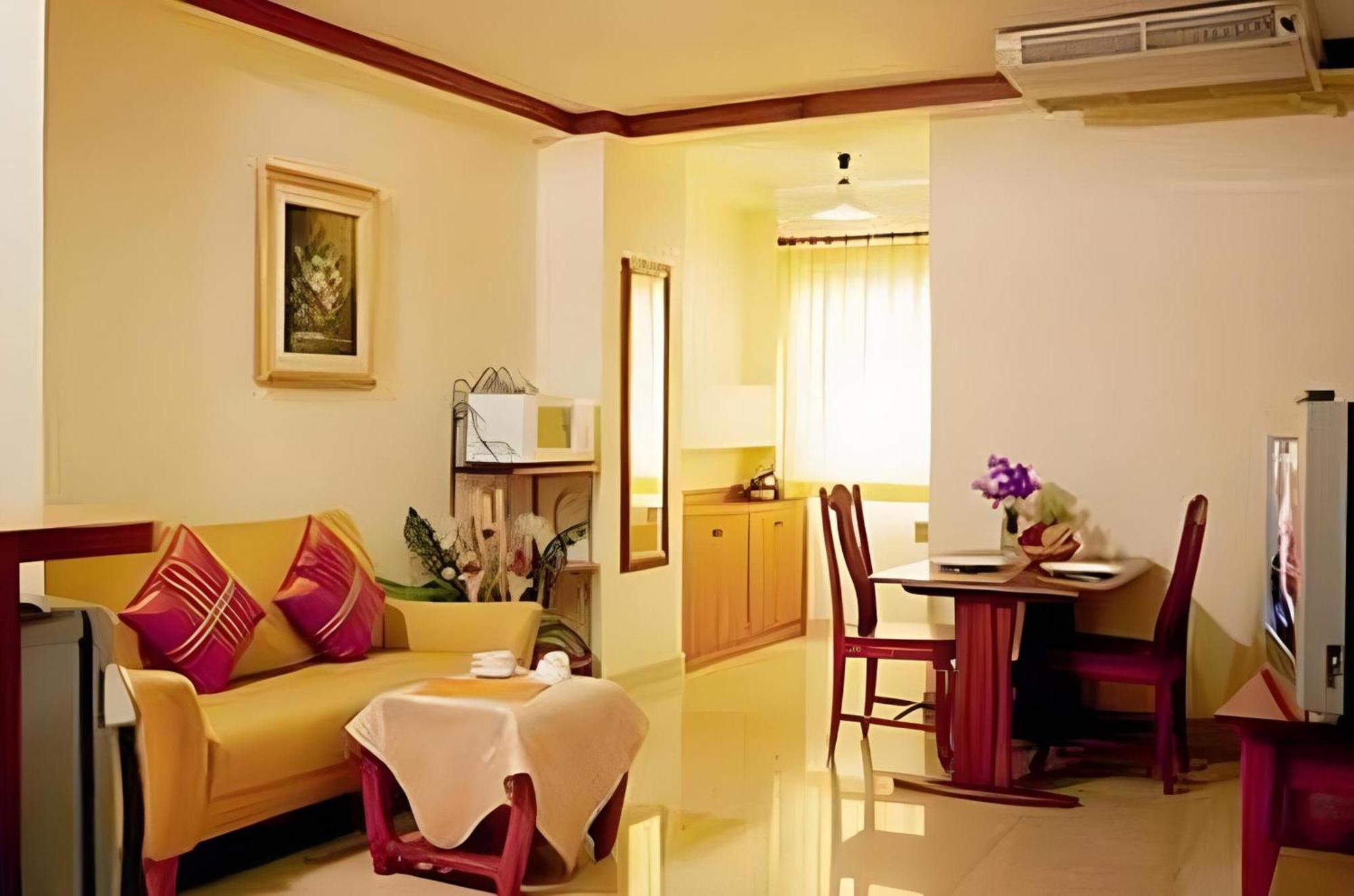 Collection O Howard Square Boutique Hotel Bangkok Exterior foto