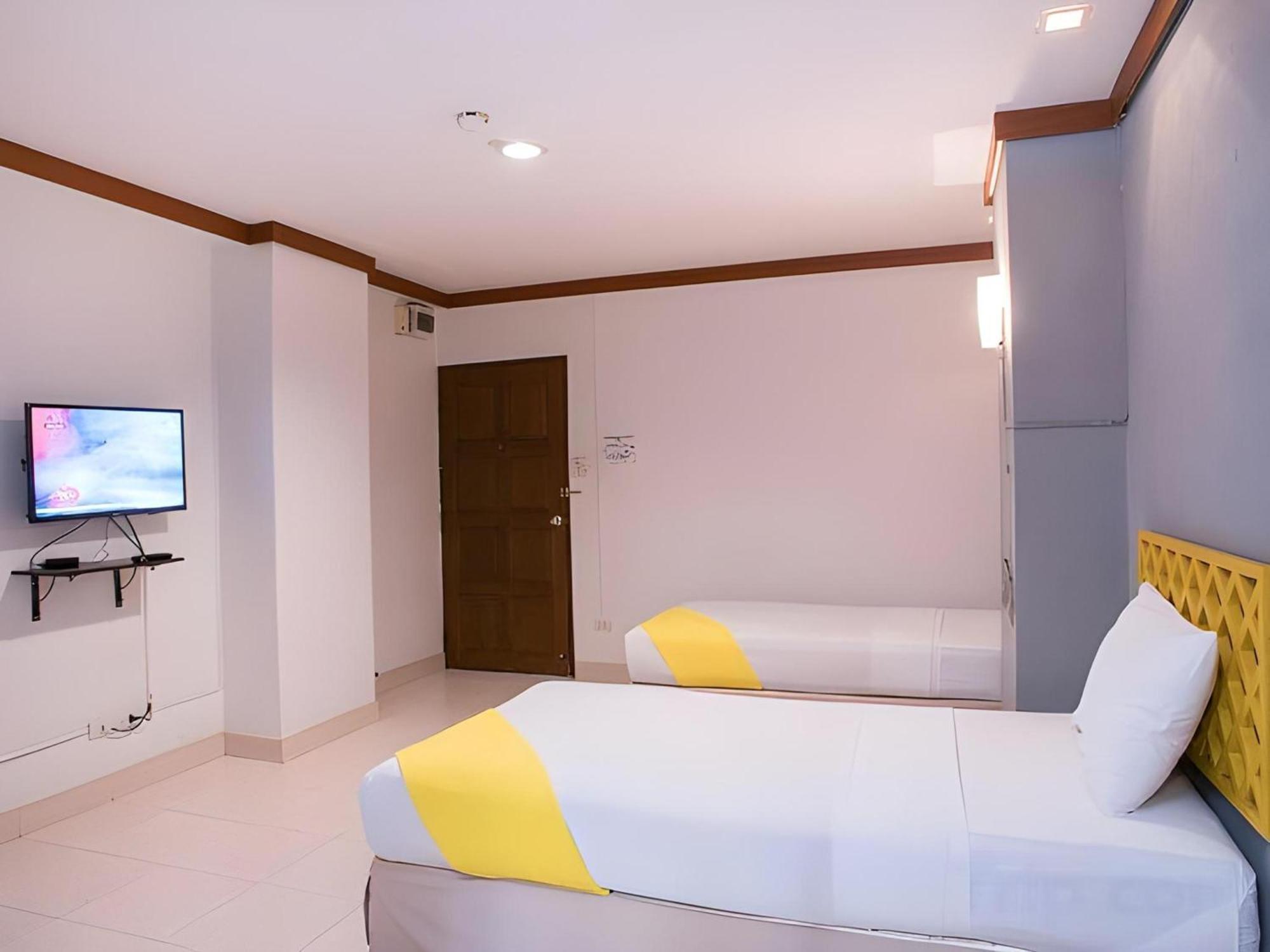 Collection O Howard Square Boutique Hotel Bangkok Exterior foto