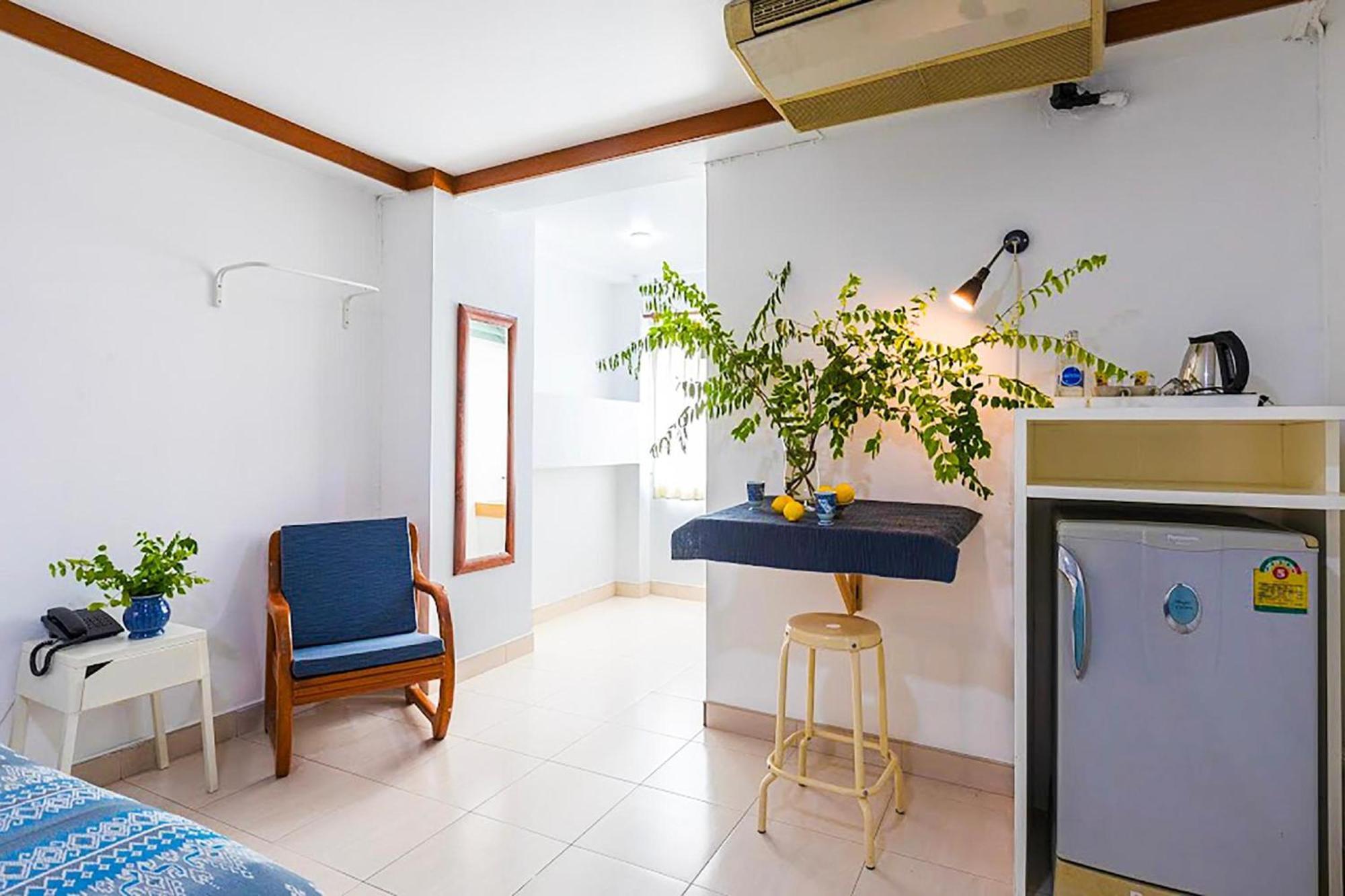 Collection O Howard Square Boutique Hotel Bangkok Exterior foto